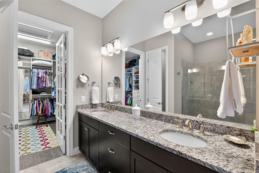 For Sale: $998,000 (3 beds, 3 baths, 2390 Square Feet)