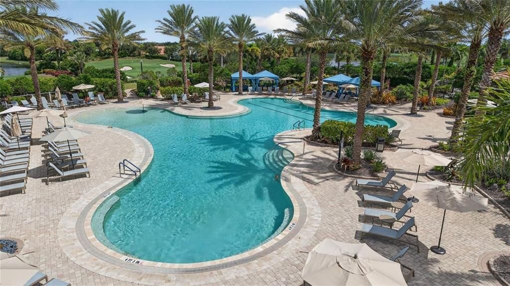 For Sale: $998,000 (3 beds, 3 baths, 2390 Square Feet)