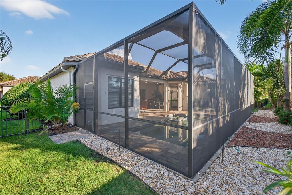 For Sale: $998,000 (3 beds, 3 baths, 2390 Square Feet)