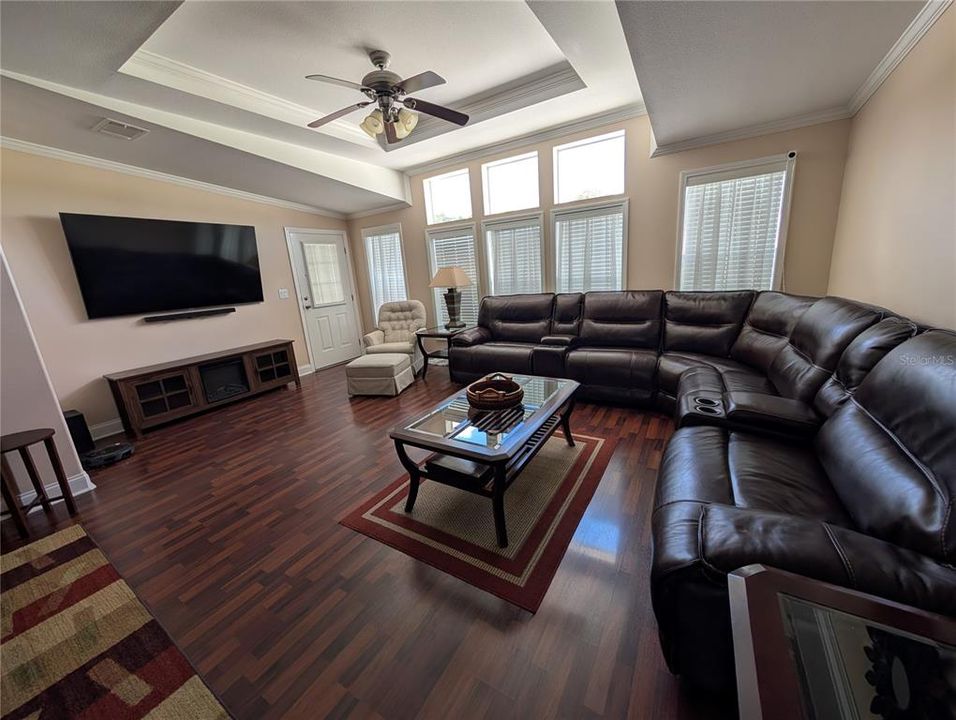 En Renta: $1,900 (2 camas, 2 baños, 1650 Pies cuadrados)