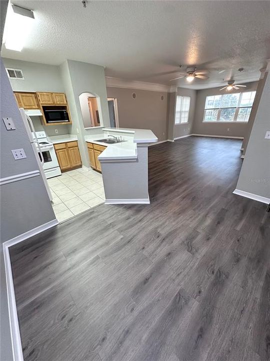 For Rent: $1,850 (3 beds, 2 baths, 1387 Square Feet)