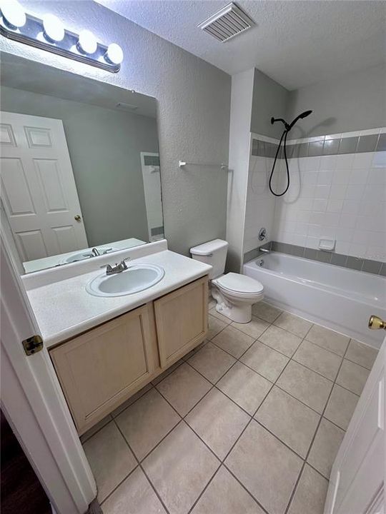 For Rent: $1,850 (3 beds, 2 baths, 1387 Square Feet)