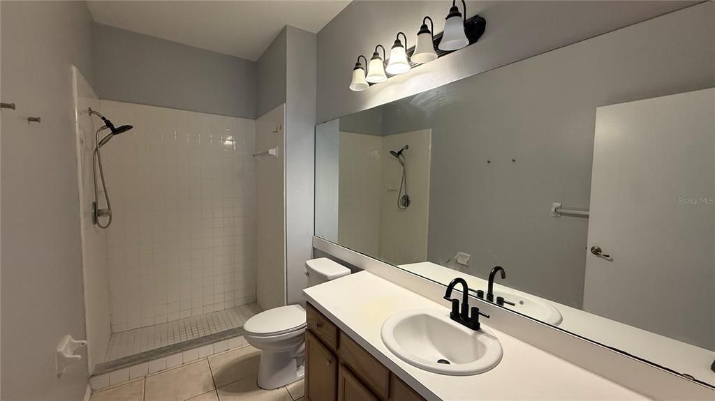 For Rent: $1,850 (3 beds, 2 baths, 1543 Square Feet)