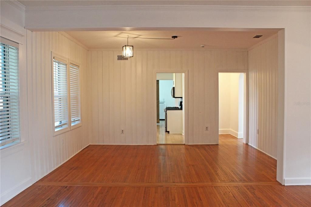 В аренду: $1,950 (3 спален, 2 ванн, 1798 Квадратных фут)