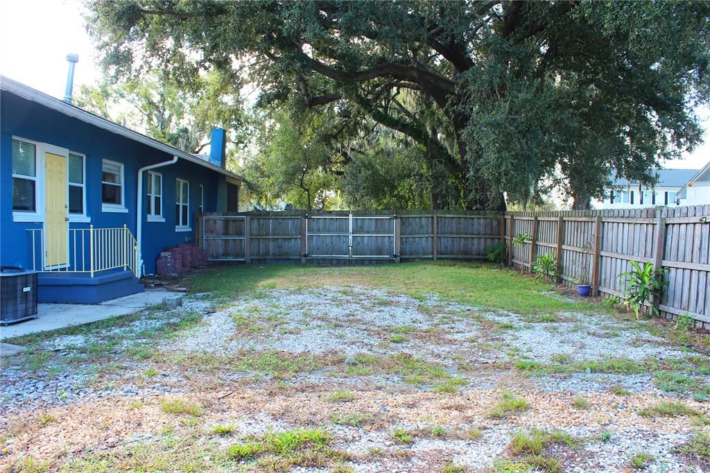 В аренду: $1,950 (3 спален, 2 ванн, 1798 Квадратных фут)