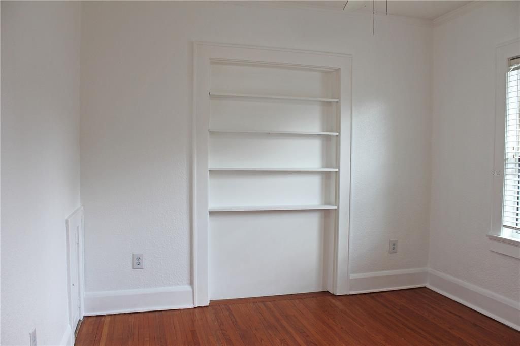 В аренду: $1,950 (3 спален, 2 ванн, 1798 Квадратных фут)