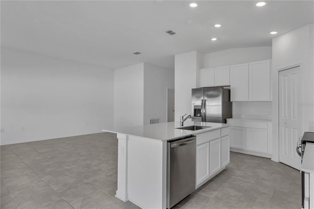 For Sale: $396,999 (4 beds, 2 baths, 1936 Square Feet)