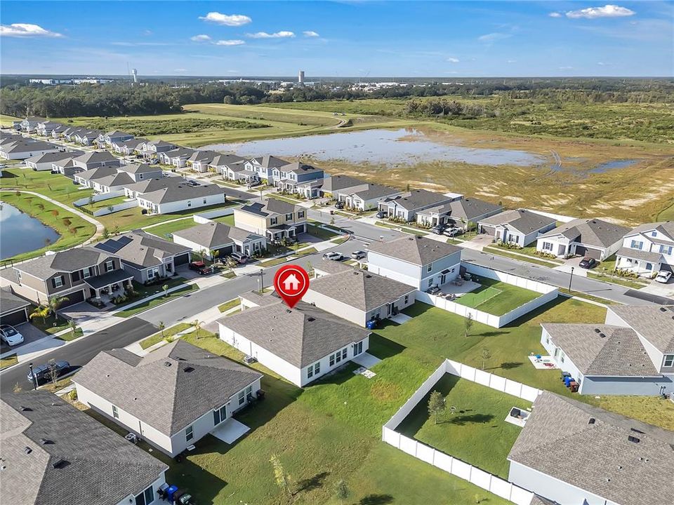 For Sale: $396,999 (4 beds, 2 baths, 1936 Square Feet)