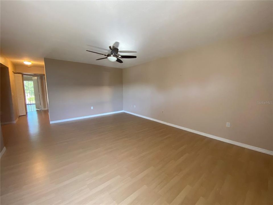 For Rent: $1,225 (2 beds, 2 baths, 1046 Square Feet)
