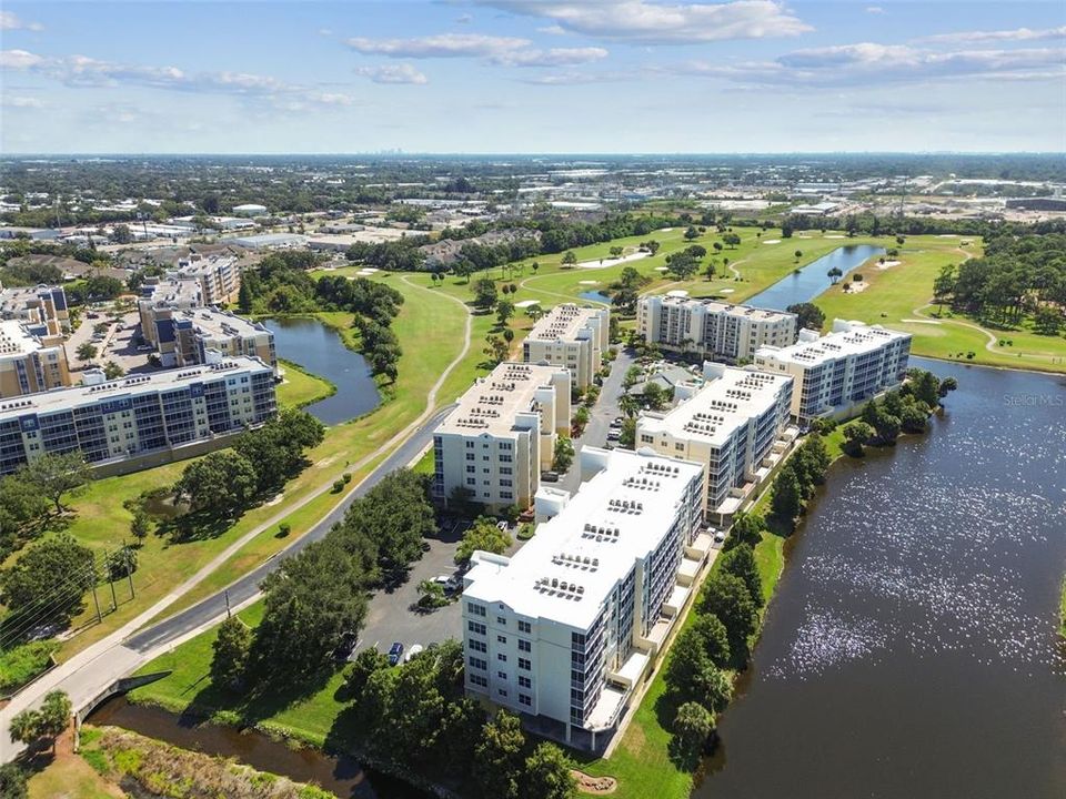 For Sale: $320,000 (2 beds, 2 baths, 1320 Square Feet)