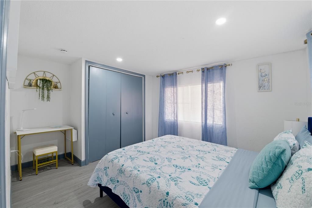 На продажу: $249,000 (4 спален, 2 ванн, 1512 Квадратных фут)