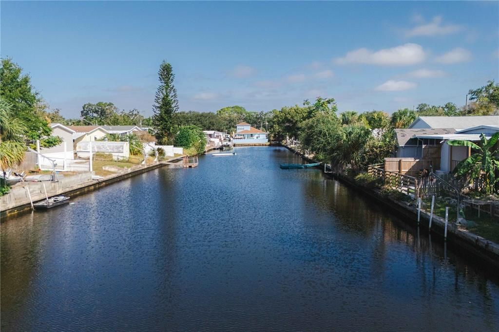 На продажу: $249,000 (4 спален, 2 ванн, 1512 Квадратных фут)