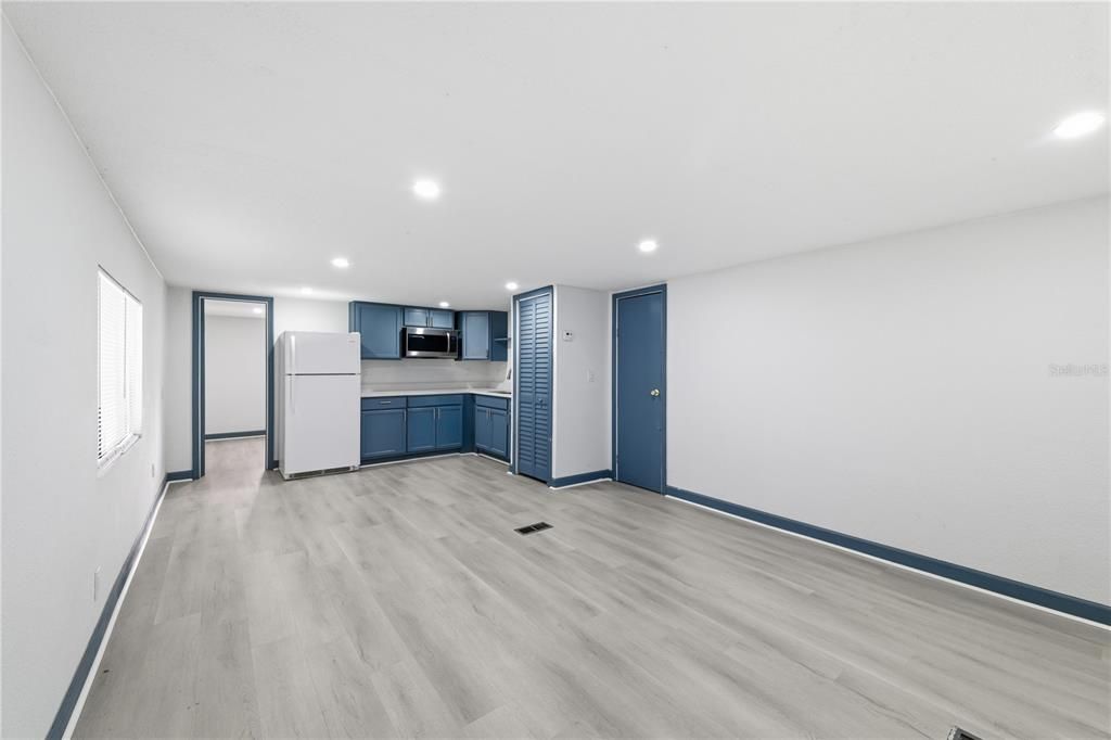 На продажу: $249,000 (4 спален, 2 ванн, 1512 Квадратных фут)