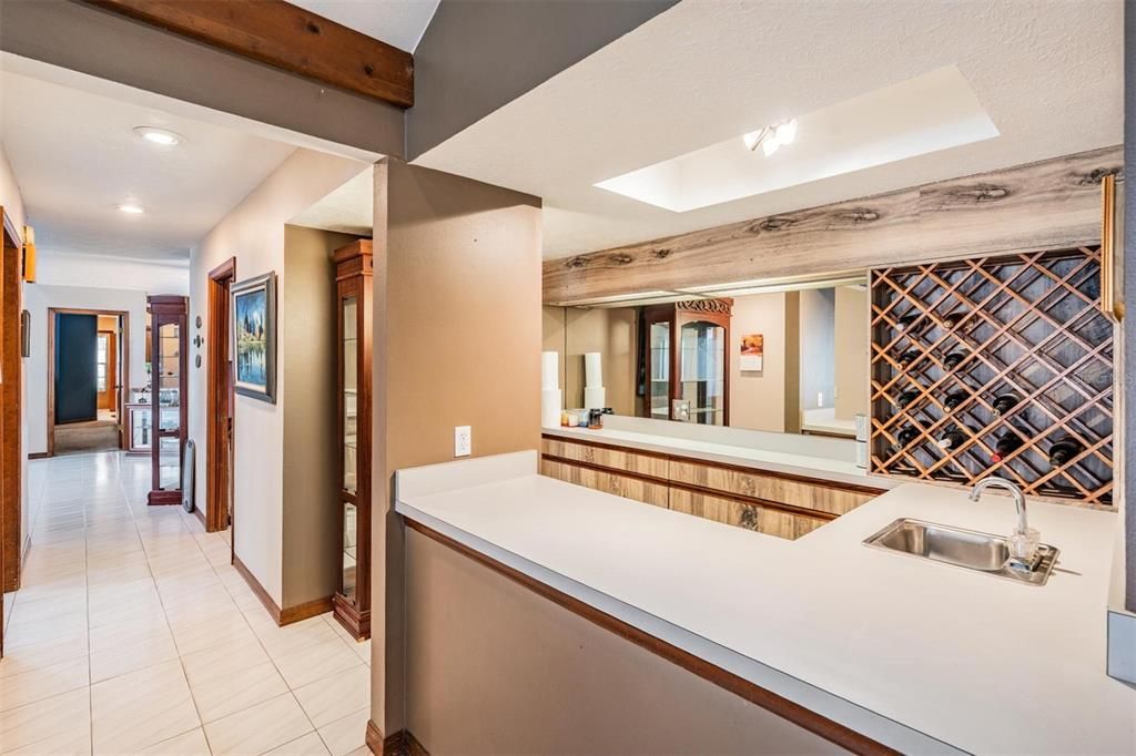 For Sale: $740,000 (5 beds, 5 baths, 4204 Square Feet)