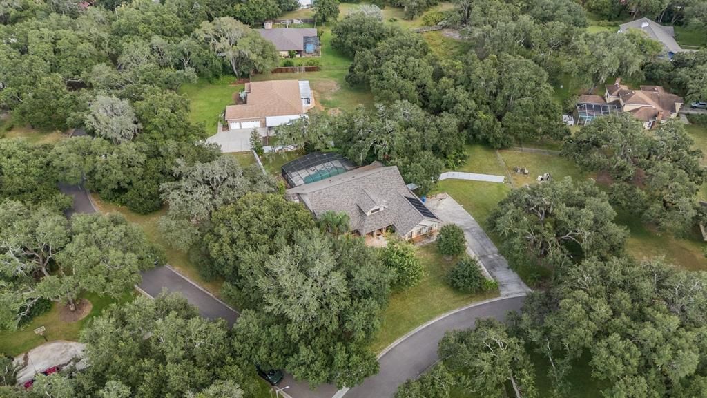 For Sale: $740,000 (5 beds, 5 baths, 4204 Square Feet)