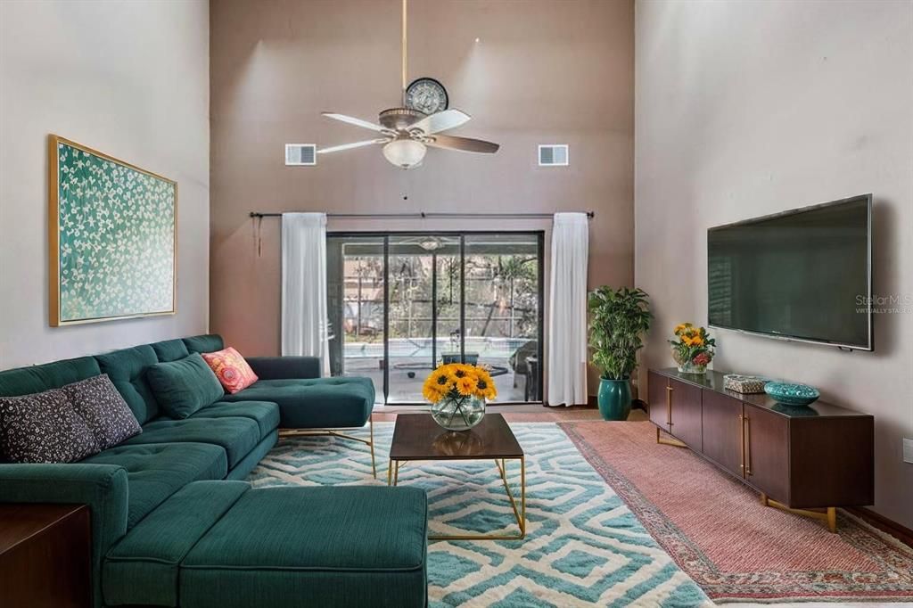 For Sale: $740,000 (5 beds, 5 baths, 4204 Square Feet)