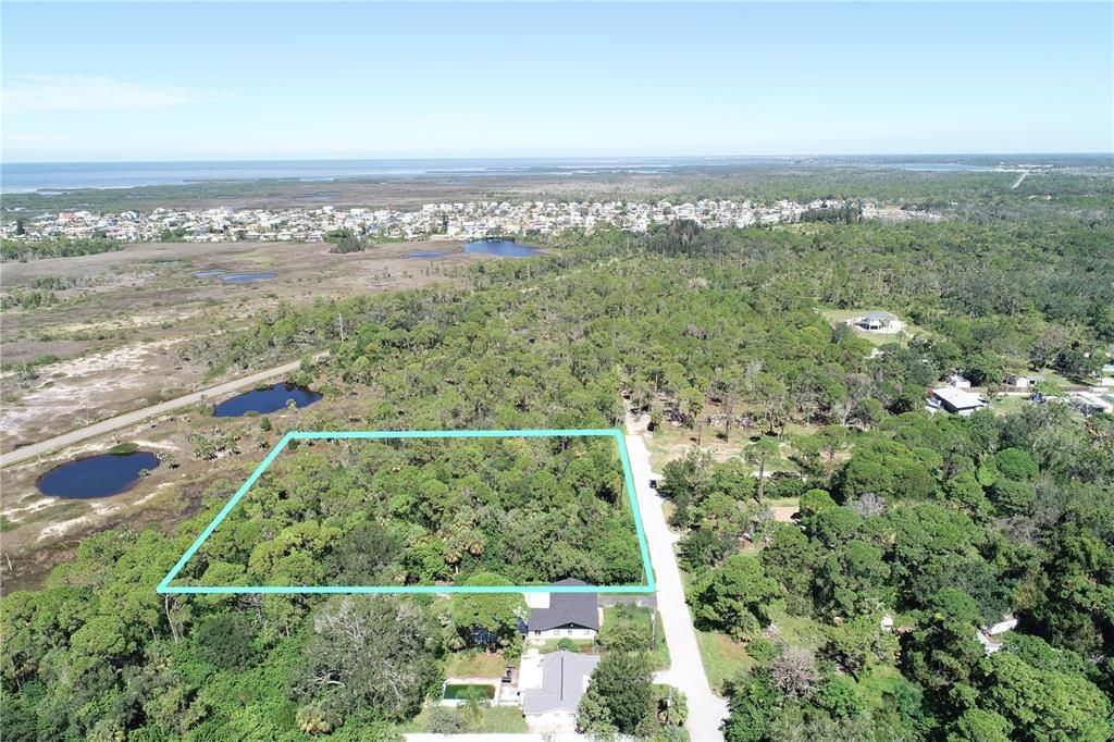 待售: $73,700 (2.10 acres)