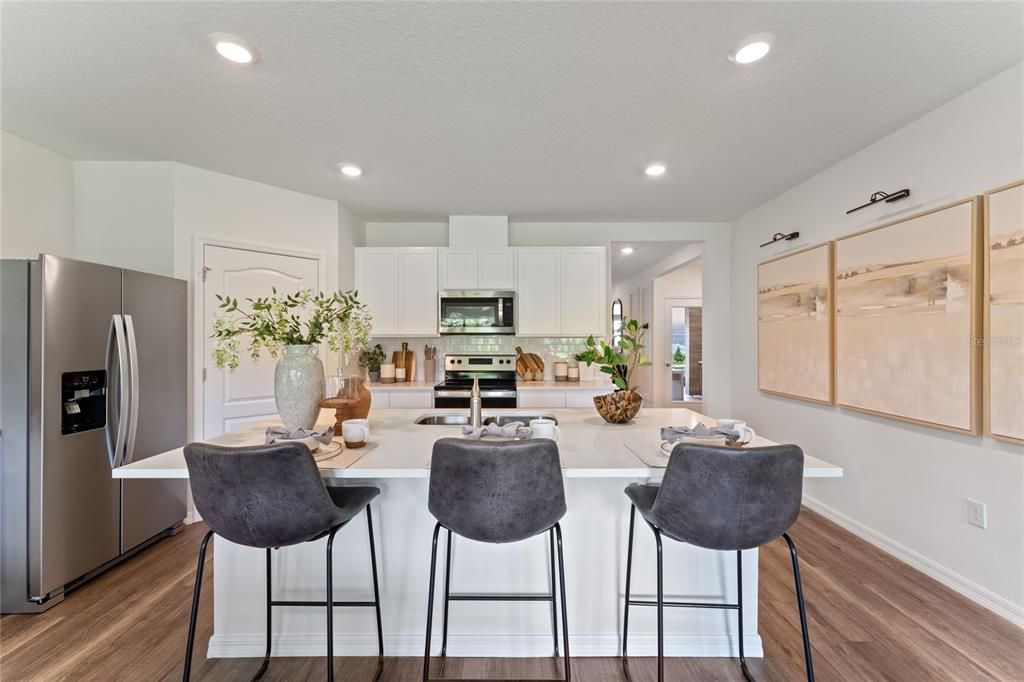 Active With Contract: $429,990 (4 beds, 2 baths, 1828 Square Feet)