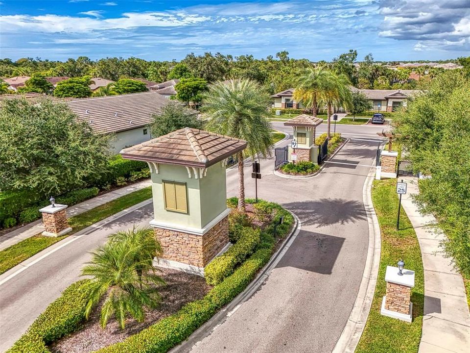 Active With Contract: $389,000 (2 beds, 2 baths, 1824 Square Feet)