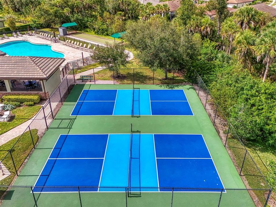 Active With Contract: $389,000 (2 beds, 2 baths, 1824 Square Feet)