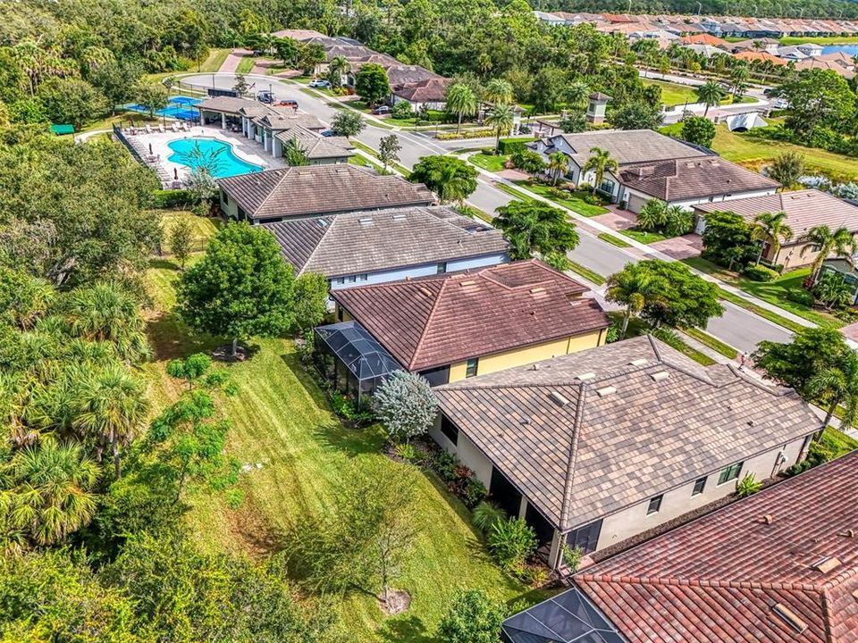 Active With Contract: $389,000 (2 beds, 2 baths, 1824 Square Feet)