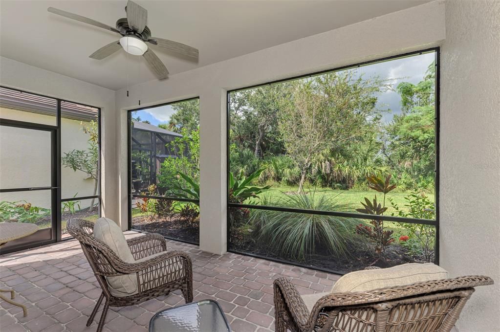 Active With Contract: $389,000 (2 beds, 2 baths, 1824 Square Feet)