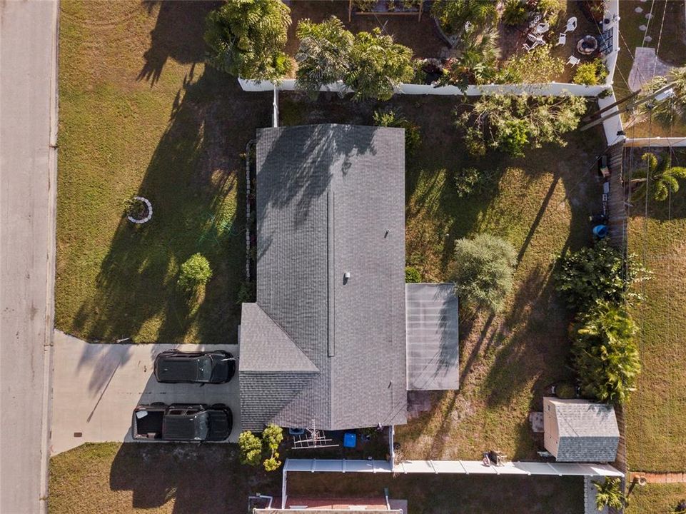 Active With Contract: $299,999 (2 beds, 1 baths, 1008 Square Feet)