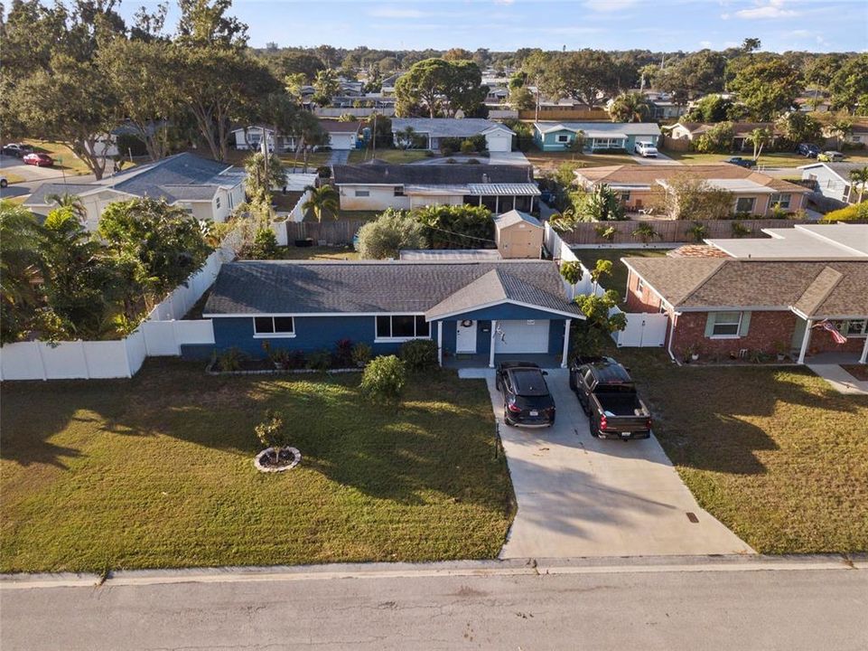 Active With Contract: $299,999 (2 beds, 1 baths, 1008 Square Feet)