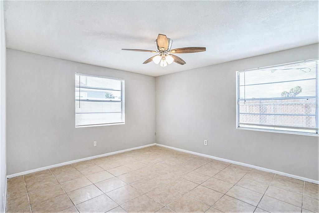 For Rent: $2,495 (3 beds, 2 baths, 1158 Square Feet)