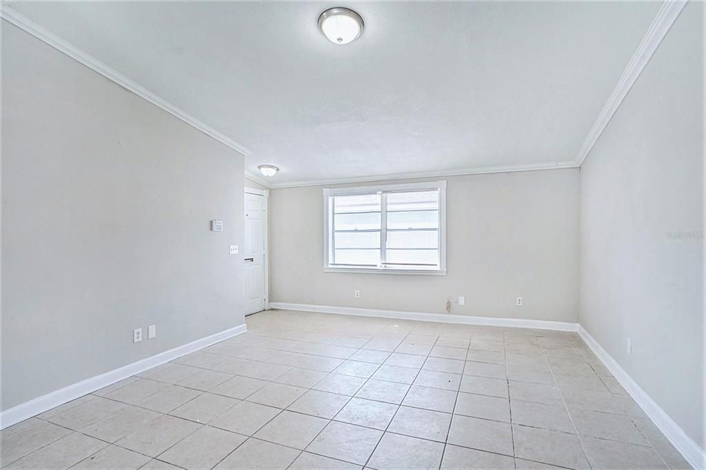 For Rent: $2,495 (3 beds, 2 baths, 1158 Square Feet)