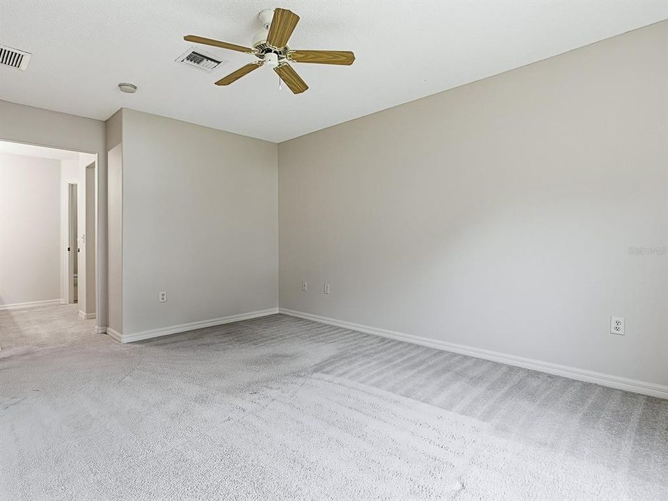 Active With Contract: $209,247 (2 beds, 2 baths, 1423 Square Feet)