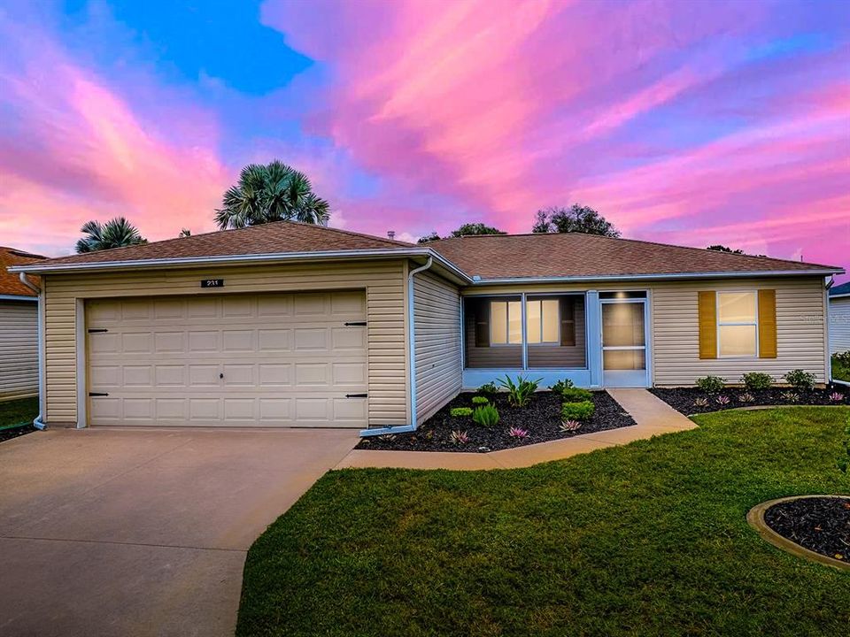 Active With Contract: $209,247 (2 beds, 2 baths, 1423 Square Feet)