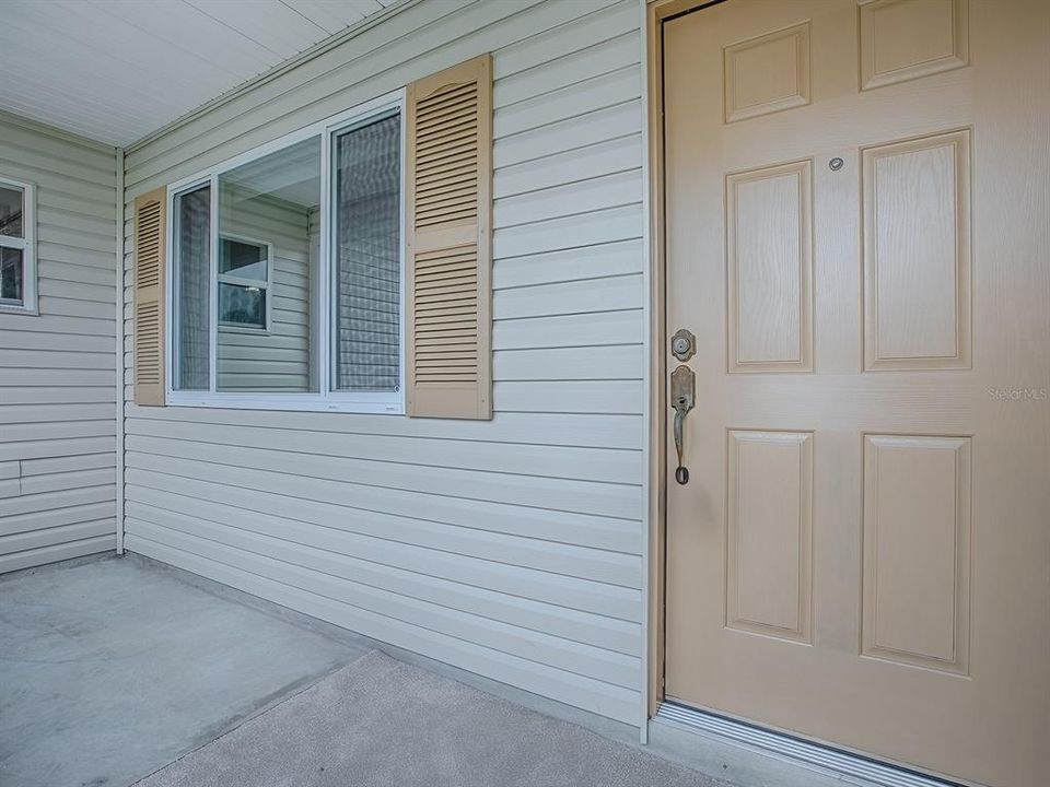 Active With Contract: $209,247 (2 beds, 2 baths, 1423 Square Feet)