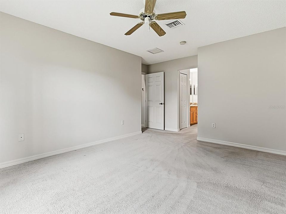 Active With Contract: $209,247 (2 beds, 2 baths, 1423 Square Feet)