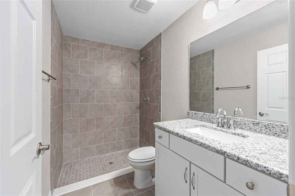 For Sale: $194,500 (3 beds, 2 baths, 1000 Square Feet)