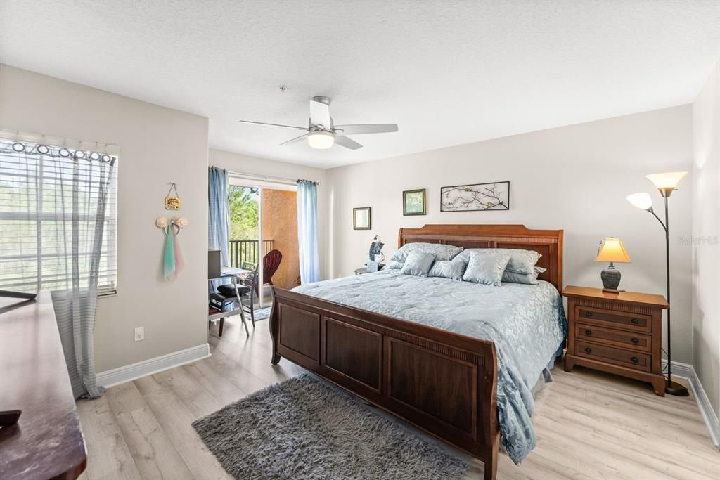 En Venta: $310,000 (3 camas, 2 baños, 1553 Pies cuadrados)