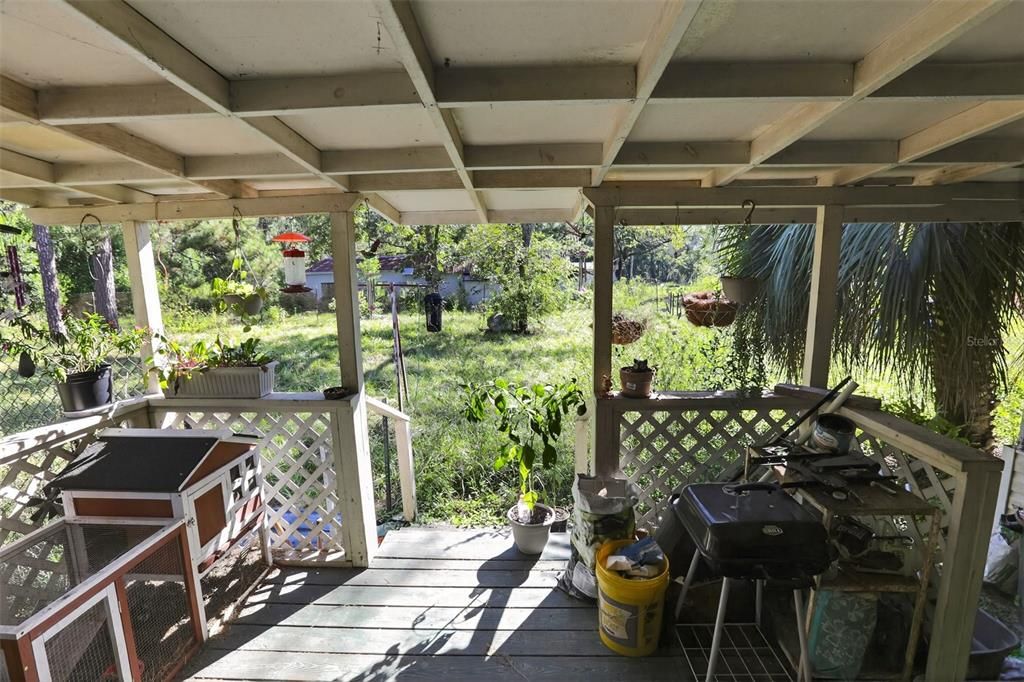 For Sale: $75,000 (3 beds, 2 baths, 1167 Square Feet)