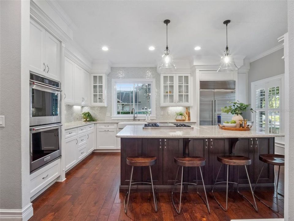 En Venta: $1,545,000 (4 camas, 3 baños, 3844 Pies cuadrados)