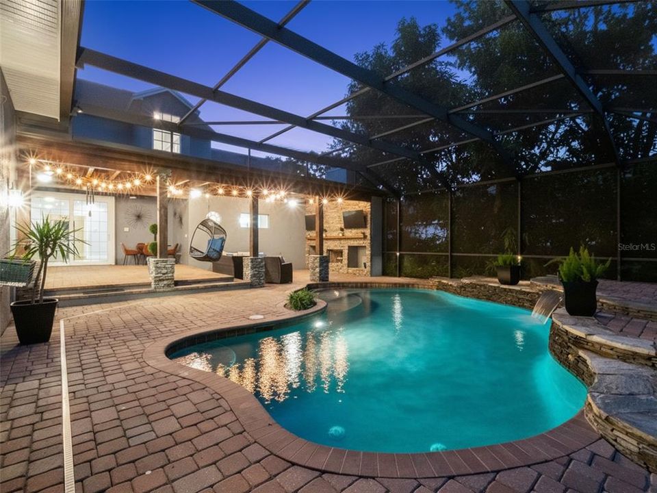 En Venta: $1,545,000 (4 camas, 3 baños, 3844 Pies cuadrados)