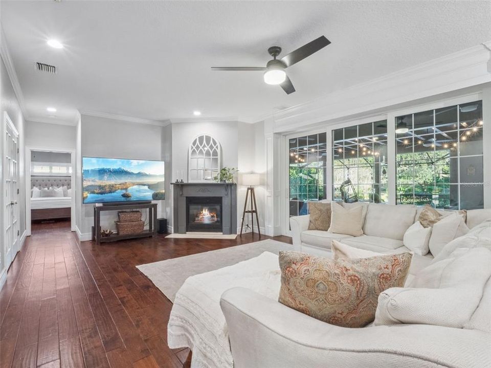 En Venta: $1,545,000 (4 camas, 3 baños, 3844 Pies cuadrados)