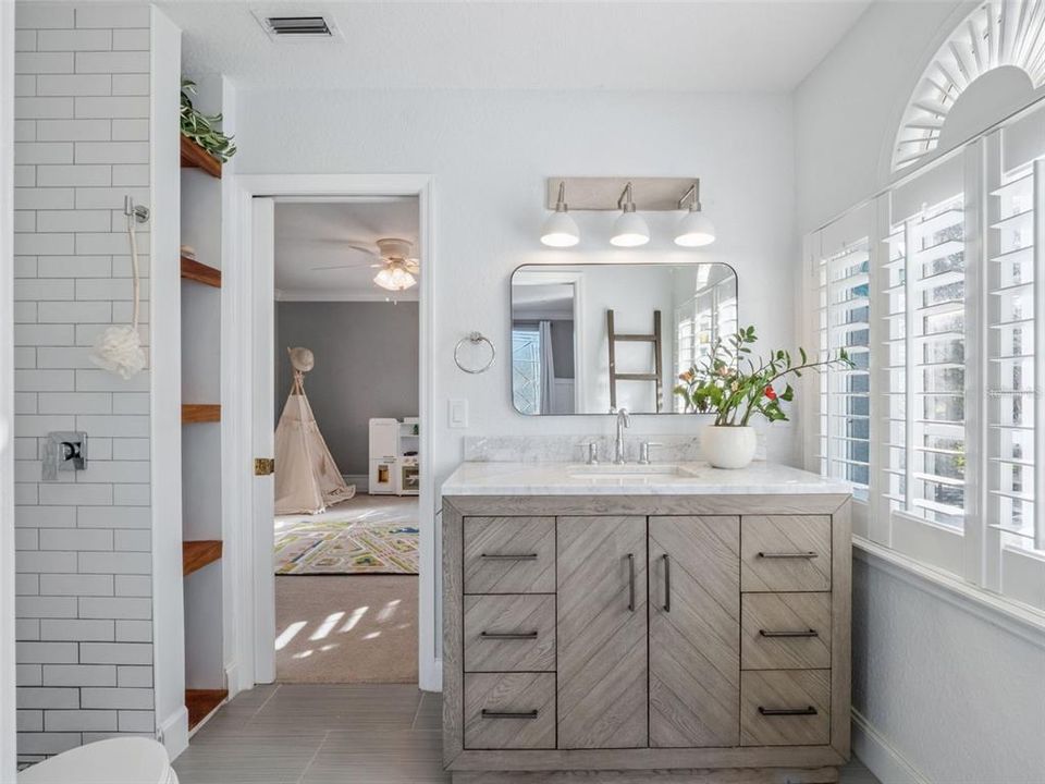 En Venta: $1,545,000 (4 camas, 3 baños, 3844 Pies cuadrados)