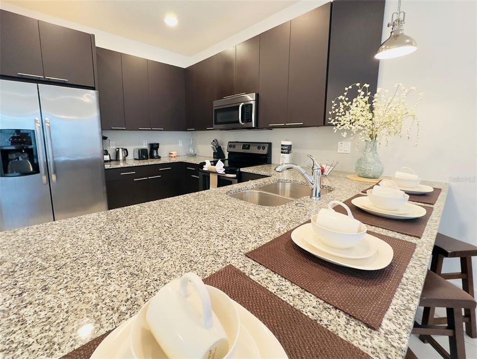 For Rent: $2,600 (3 beds, 3 baths, 1512 Square Feet)