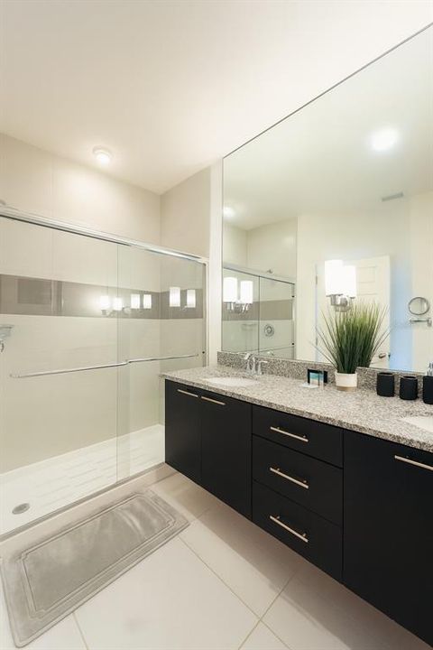 For Rent: $2,600 (3 beds, 3 baths, 1512 Square Feet)