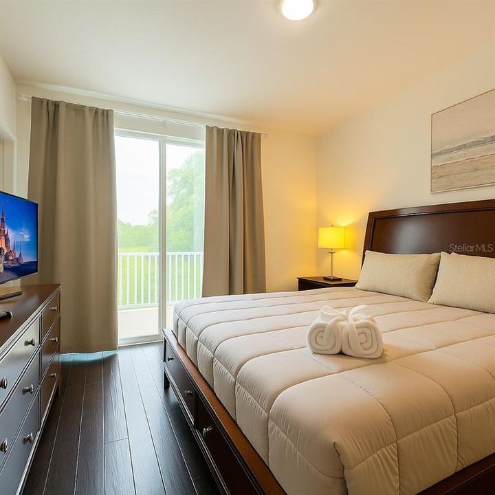 For Rent: $2,600 (3 beds, 3 baths, 1512 Square Feet)