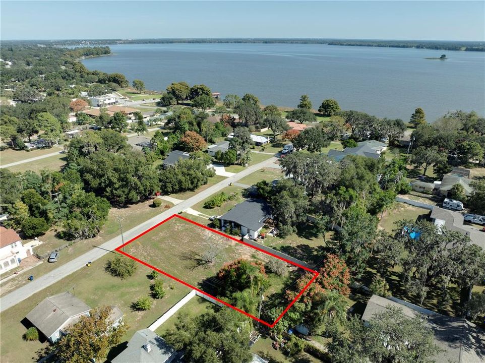 На продажу: $85,000 (0.26 acres)