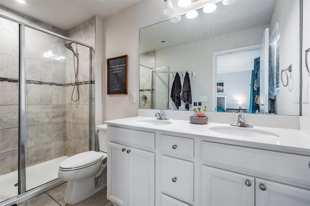 For Sale: $369,900 (3 beds, 2 baths, 1582 Square Feet)