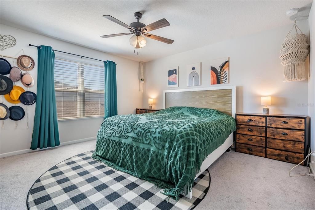 For Sale: $369,900 (3 beds, 2 baths, 1582 Square Feet)