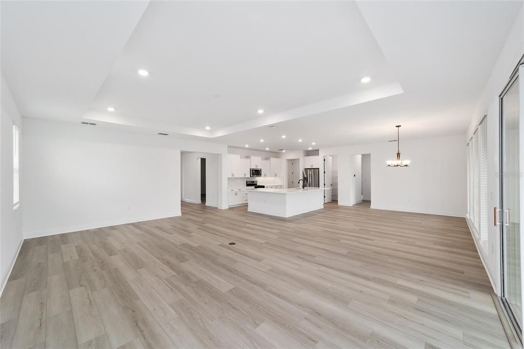 待售: $432,000 (2 贝兹, 3 浴室, 2493 平方英尺)