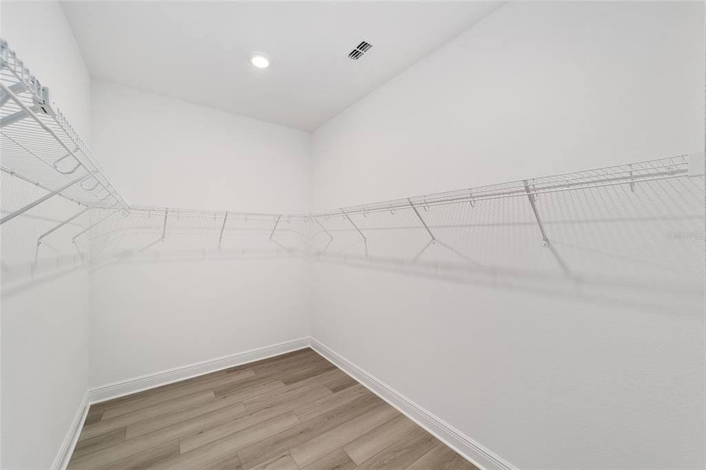 待售: $432,000 (2 贝兹, 3 浴室, 2493 平方英尺)