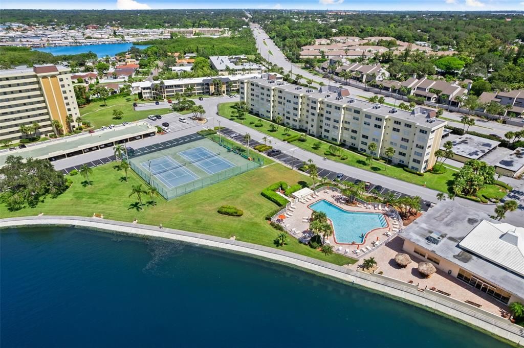 待售: $222,500 (2 贝兹, 2 浴室, 1110 平方英尺)